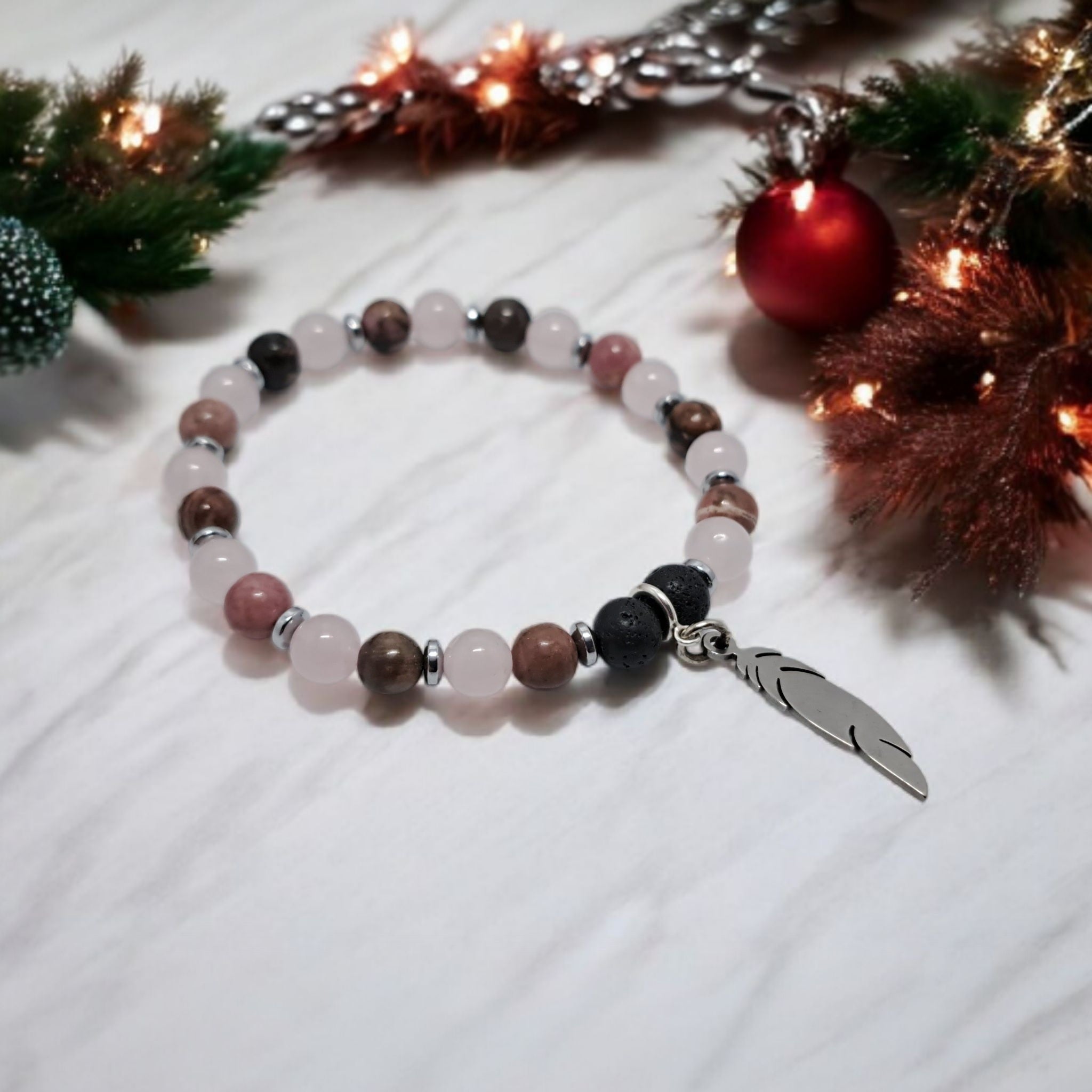 Bracelet d'Intention Amour et Pardon | Quartz Rose, Rhodonite et Plume | Cadeau Noël Dame
