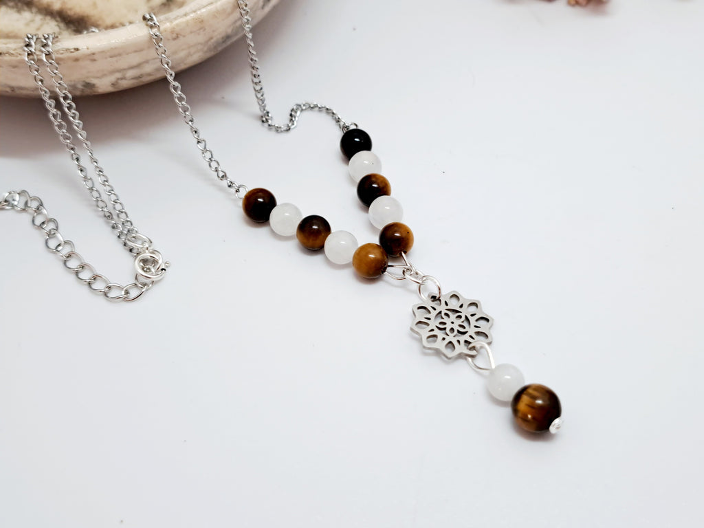 Collier d'Intention Lune & Œil de Tigre en Acier | Confiance & Intuition