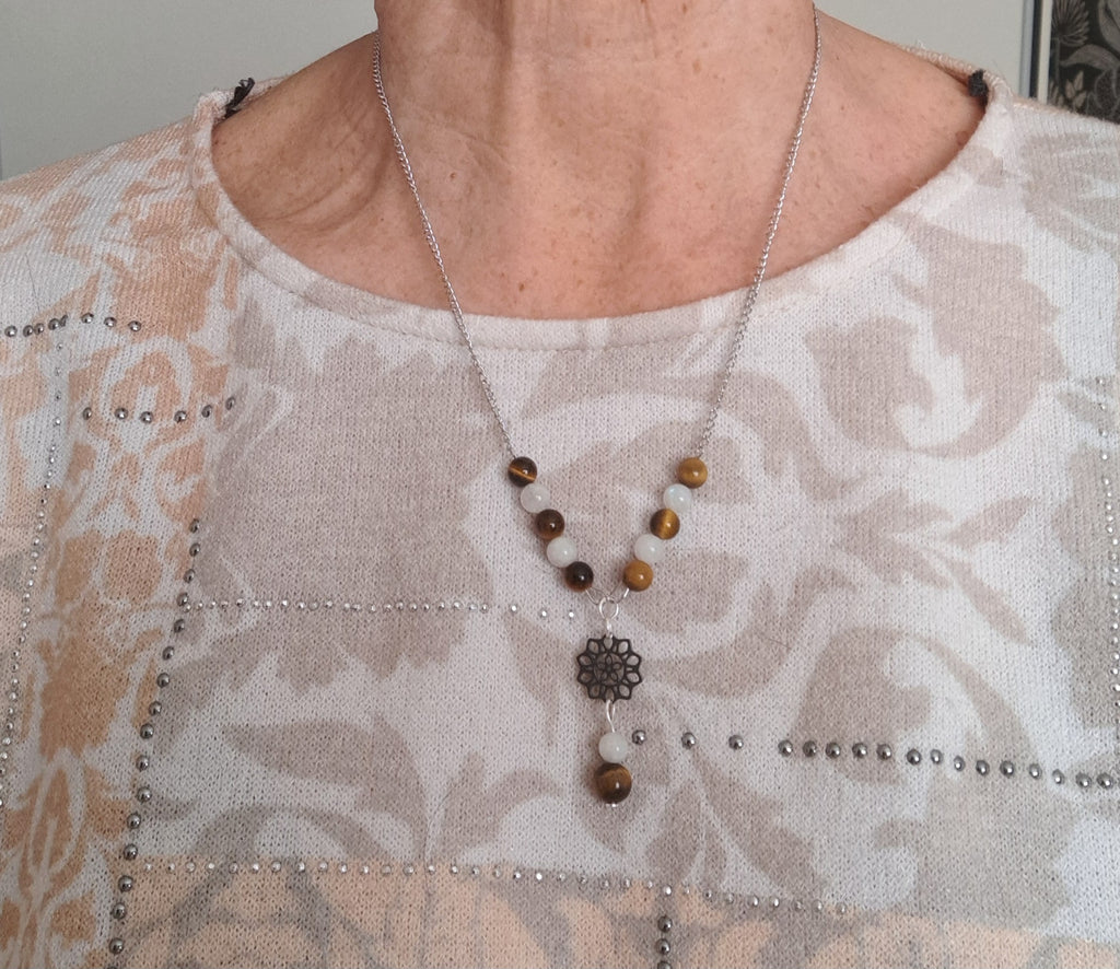 Collier d'Intention Lune & Œil de Tigre en Acier | Confiance & Intuition