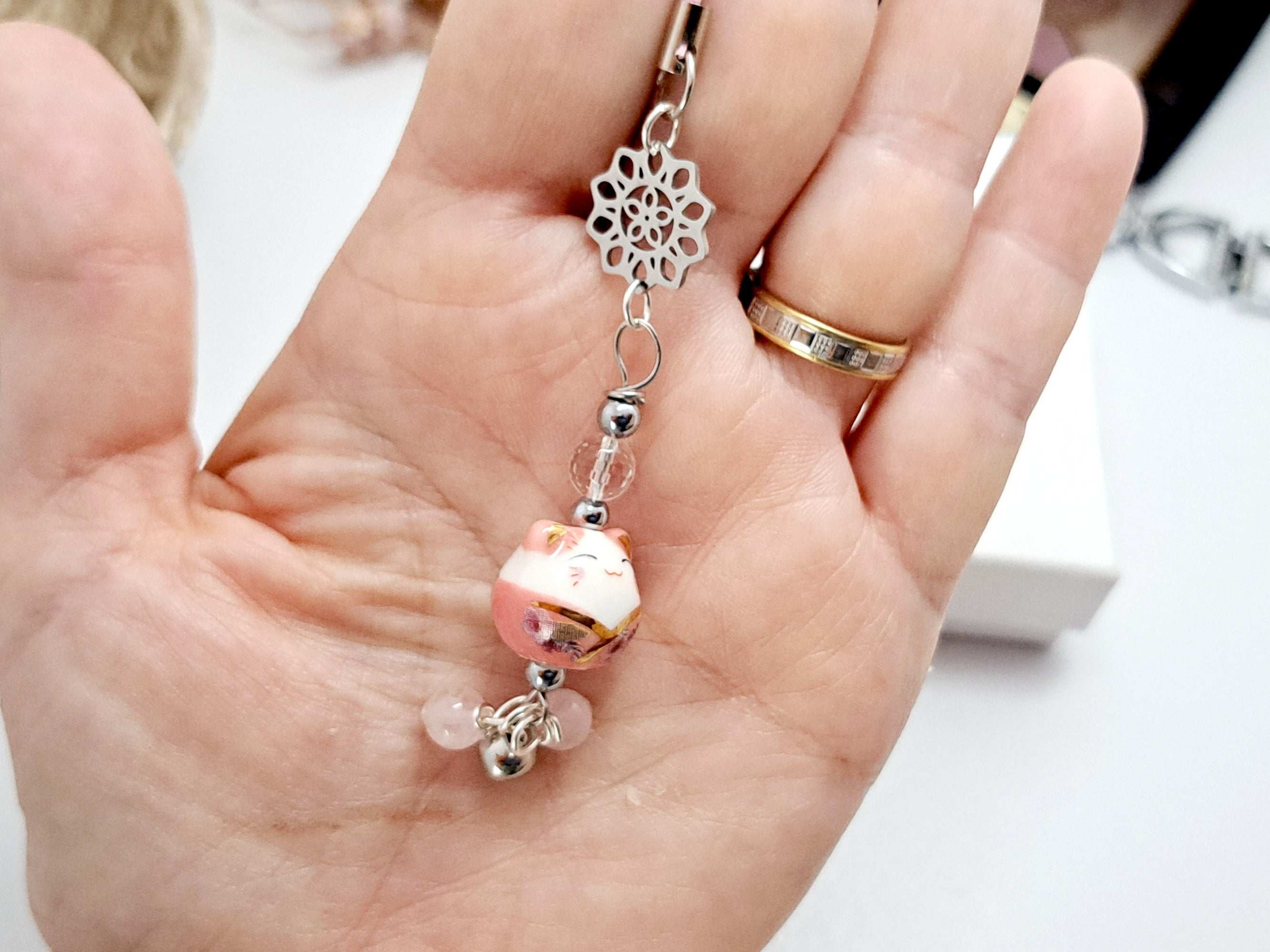 🎁 Marque-Page Noël Fait Main avec Pierre Naturelle et Maneki Lucky Cat